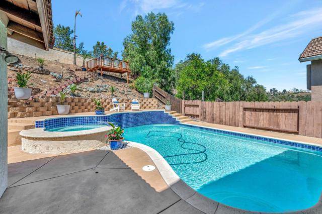 9068 Buckwheat St, San Diego CA: https://media.crmls.org/mediaz/f60fb3ff-4d58-436c-9288-e7c96b78079c.jpg