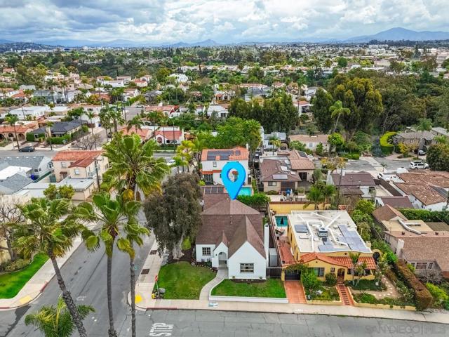 4597 Vista St, San Diego CA: https://media.crmls.org/mediaz/f6146808-09b9-4bbf-926a-11da68f859d9.jpg