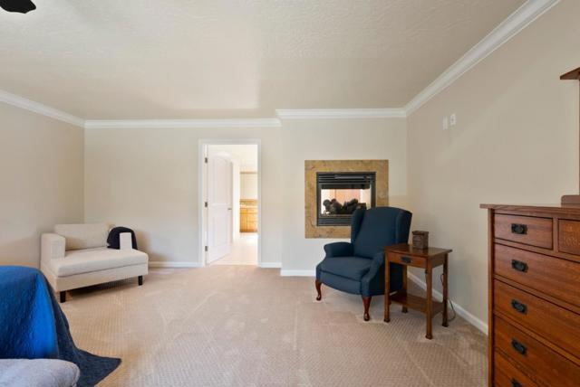 38 Barbras Court, Hollister CA: https://media.crmls.org/mediaz/f614dab2-6d8b-49ea-8859-170b3118e1f9.jpg