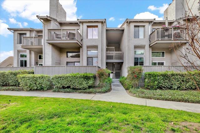 Image 12 of 80 For 2294 Sun Glory Lane B