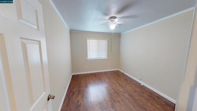 2029 Sutter Ave, San Pablo CA: https://media.crmls.org/mediaz/f6159be0-87f3-420e-b7e5-ddea6a503cdc.jpg