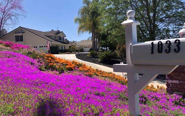 1033 1035 Summit Trl, Escondido CA: https://media.crmls.org/mediaz/f6159e9d-9d5e-4805-9fae-398f1e3a2a6a.jpg