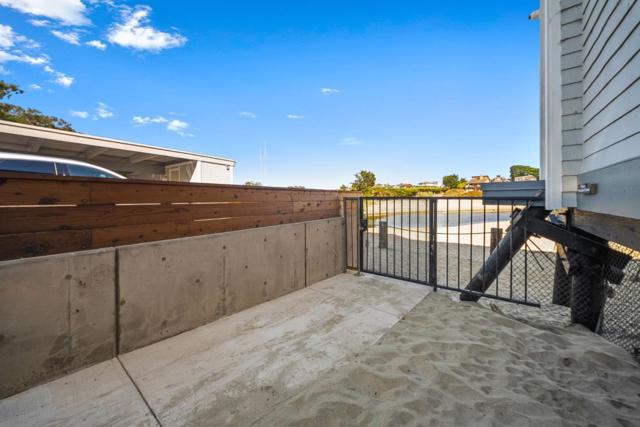 22130 E Cliff Drive, Santa Cruz CA: https://media.crmls.org/mediaz/f6170ceb-9942-4e7a-8abe-ea432df651e9.jpg