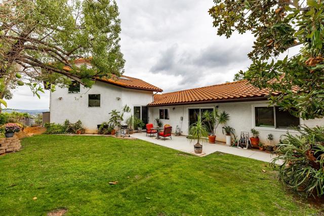 Detail Gallery Image 21 of 75 For 1402 Rimrock Dr, Escondido,  CA 92027 - 4 Beds | 3/1 Baths