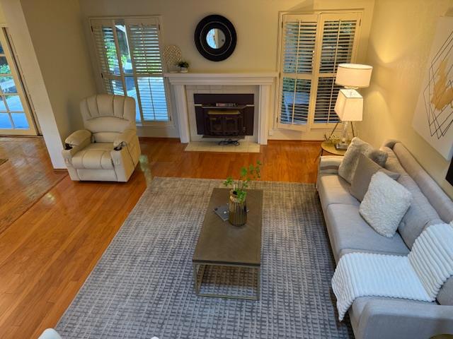 280 Orchard Avenue, Mountain View CA: https://media.crmls.org/mediaz/f6185b69-169d-4779-9e30-48e36c16026a.jpg