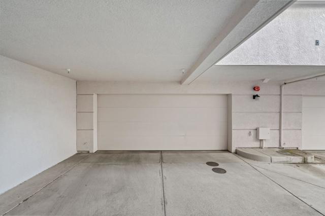 502 Tyndall Street, Los Altos CA: https://media.crmls.org/mediaz/f6187688-1929-4749-8944-8be42d03d515.jpg