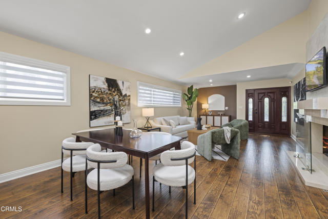 Detail Gallery Image 9 of 51 For 4961 Alcove Ave, Valley Village,  CA 91607 - 3 Beds | 2 Baths