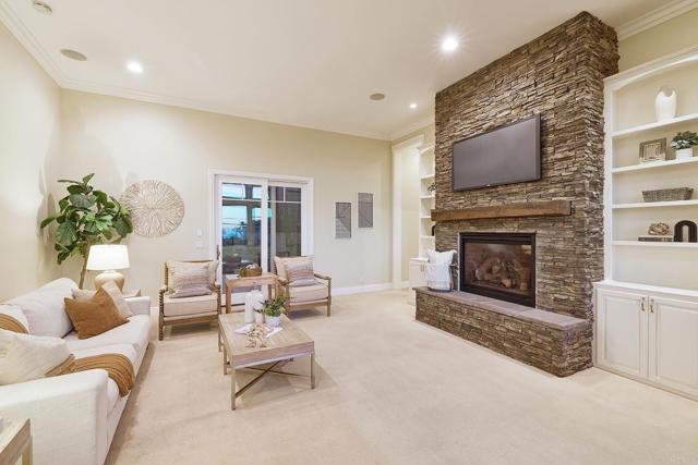 Detail Gallery Image 4 of 42 For 3768 Skyline Rd, Carlsbad,  CA 92008 - 4 Beds | 2/1 Baths