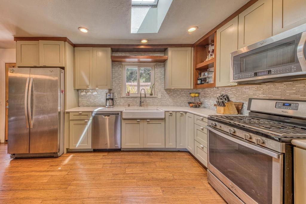 19085 Marjorie Road