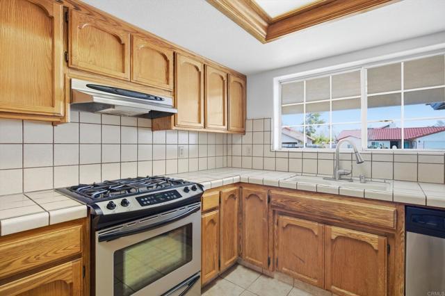 Detail Gallery Image 18 of 55 For 905 Cimarron Ct, Ridgecrest,  CA 93555 - 4 Beds | 2/1 Baths