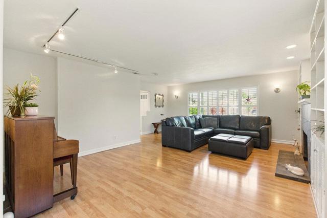 843 S Genevieve Lane, San Jose CA: https://media.crmls.org/mediaz/f61c02b5-f46a-4509-b07e-a782e93aaf6a.jpg