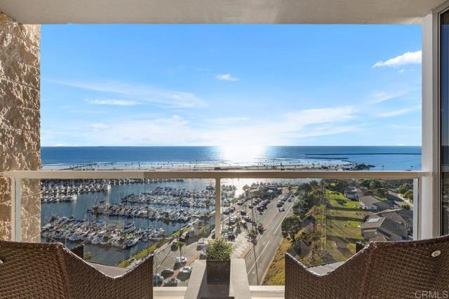 1200 Harbor N, Oceanside CA: https://media.crmls.org/mediaz/f61c6989-b7c9-405b-8aa9-0bb38c5dc248.jpg