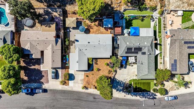 9684 LUTHERAN WAY, Santee CA: https://media.crmls.org/mediaz/f61d1e68-35a2-4616-b0e0-f78f35dfa0ef.jpg