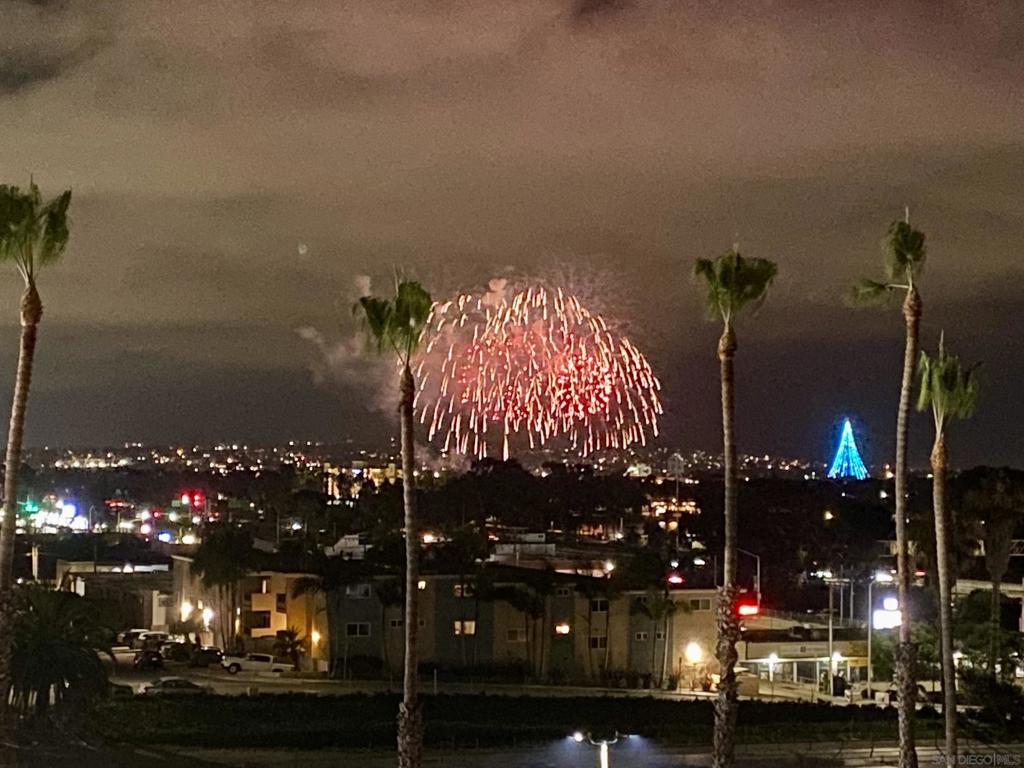 2540 Clairemont Dr - photo 19