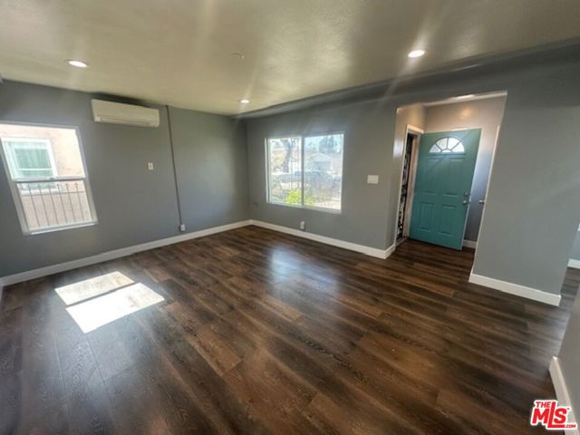 228 E 89th Street, Los Angeles CA: https://media.crmls.org/mediaz/f61e1084-6f8b-4f8b-b175-ad1aef4b5c97.jpg