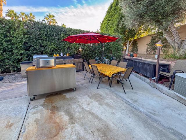 80394 Avenue 48, Indio CA: https://media.crmls.org/mediaz/f61e4dc8-011b-4163-923e-7ab08ab7a55c.jpg