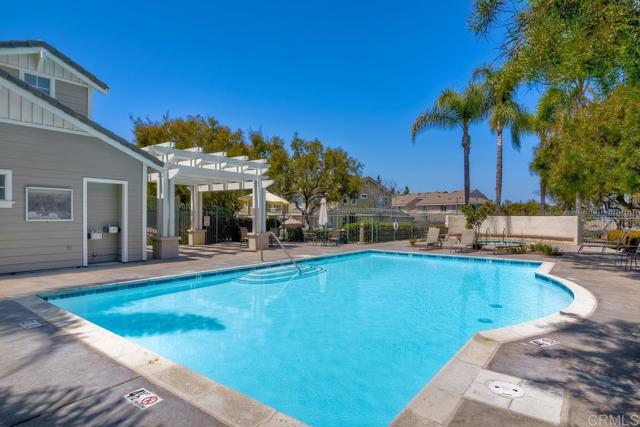 Detail Gallery Image 26 of 29 For 6586 Daylily Dr, Carlsbad,  CA 92011 - 3 Beds | 2/1 Baths
