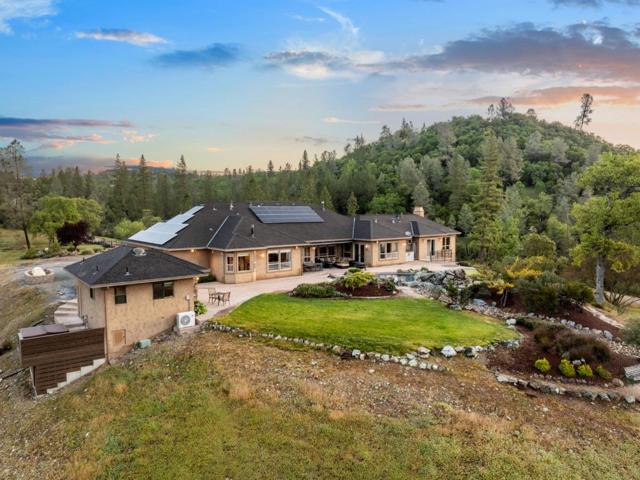 5500 Rio Cascada,  CA: https://media.crmls.org/mediaz/f6219985-30ad-48ea-b109-8d315730c7c7.jpg