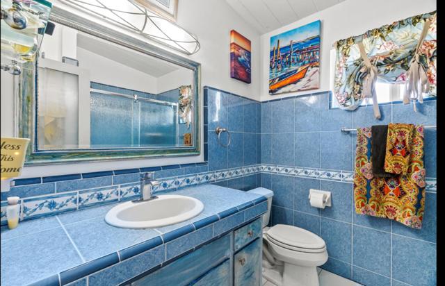 716 Seacliff Drive, Aptos CA: https://media.crmls.org/mediaz/f623c867-9657-4e1d-aff9-2806ecea9650.jpg