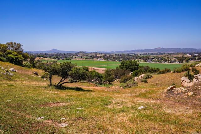 Ramona, CA 92065