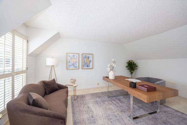 21 Pinehurst Lane, Half Moon Bay CA: https://media.crmls.org/mediaz/f62599b5-9145-4202-9d15-9bfe0477b63d.jpg