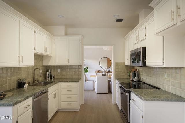 Detail Gallery Image 16 of 43 For 111 S Orange Grove Bld #310,  Pasadena,  CA 91105 - 2 Beds | 2 Baths