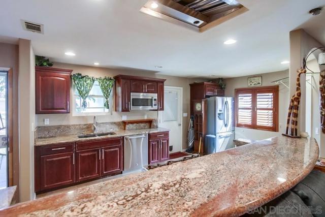 6398 Badger Lake Ave, San Diego CA: https://media.crmls.org/mediaz/f6268f95-7a68-4243-9221-2f012a05dfa8.jpg