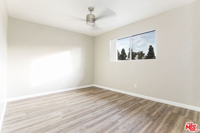 1102 W Calle Del Sol, Azusa CA: https://media.crmls.org/mediaz/f6271c95-27e0-4435-abc9-7b4aa38e32a5.jpg
