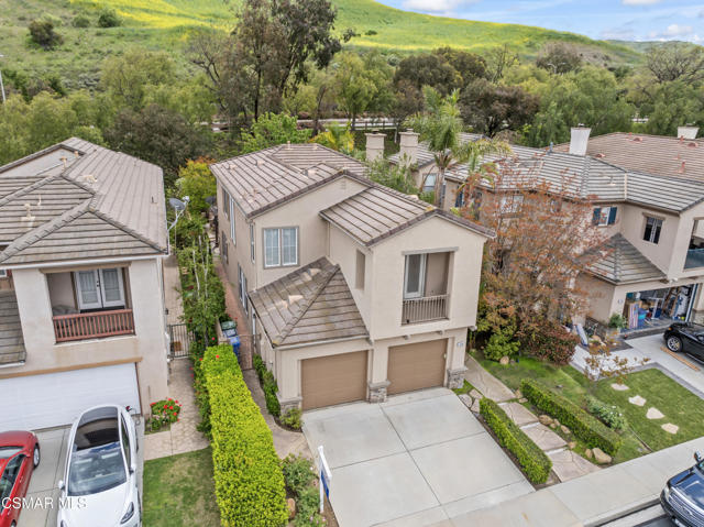186 Parkside Drive, Simi Valley CA: https://media.crmls.org/mediaz/f628a04d-731a-40bb-96e4-797074906cac.jpg