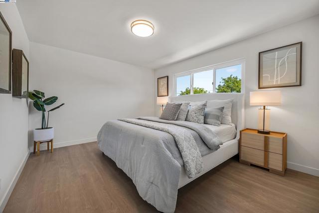 4672 Balboa Way, Fremont CA: https://media.crmls.org/mediaz/f628c44f-90d6-428f-b141-132c2479746d.jpg