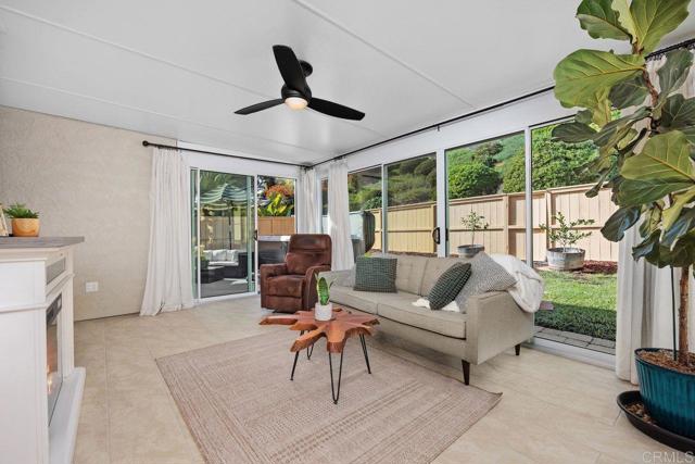 Detail Gallery Image 16 of 35 For 1745 Crystal Ridge Way, Vista,  CA 92081 - 2 Beds | 2 Baths