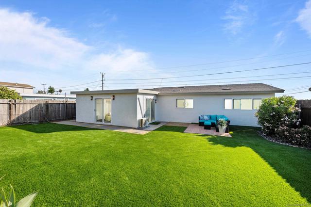 1519 Marble Ct, Chula Vista CA: https://media.crmls.org/mediaz/f629470b-11f2-4eec-994e-5f85f3992d28.jpg