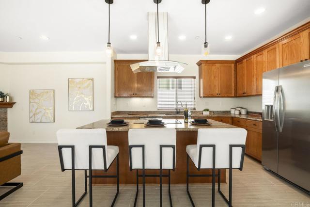 Detail Gallery Image 5 of 35 For 351 Maria Ave, Spring Valley,  CA 91977 - 3 Beds | 3 Baths