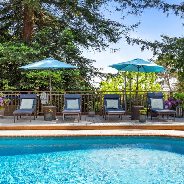 18767 Lamson Rd, Castro Valley CA: https://media.crmls.org/mediaz/f62ab743-99cd-4298-81db-16005932fbe5.jpg