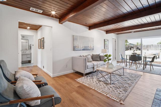 613 Payne Dr, Richmond CA: https://media.crmls.org/mediaz/f62abede-87b7-43cc-aca9-f6b289997d83.jpg