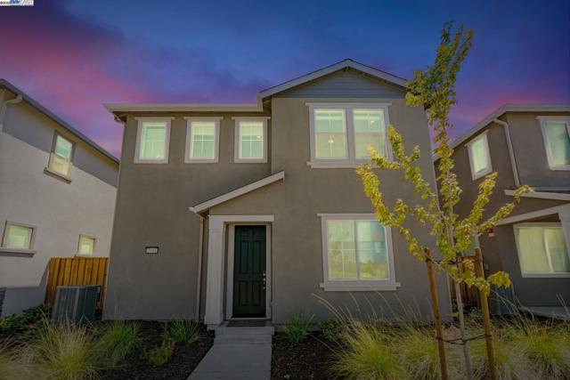 2044 Cottonwood St, Pittsburg CA: https://media.crmls.org/mediaz/f62c852f-6a44-4435-a540-b370ee2cb568.jpg