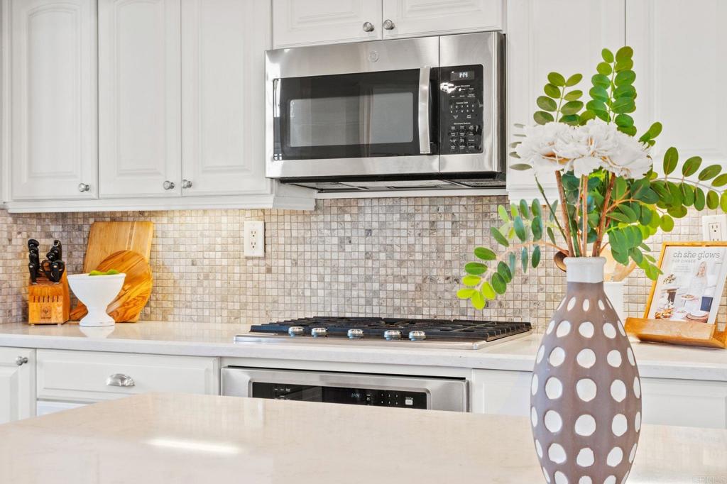 12041 Tivoli Park Row - photo 12