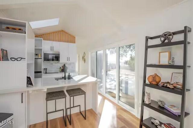 4488 Foothill Road, Carpinteria CA: https://media.crmls.org/mediaz/f62df3ad-52d3-41c2-9313-e6bb138b9124.jpg