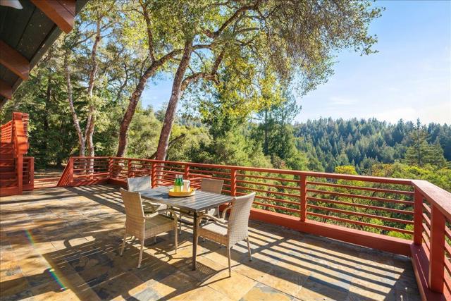 17337 Debbie Road, Los Gatos CA: https://media.crmls.org/mediaz/f62df595-8852-4482-9388-a13b1920e4c0.jpg