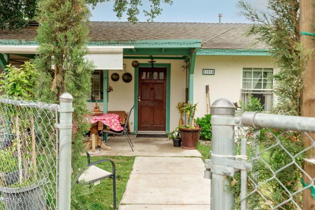 1151 Grant Line Street Street, Santa Paula CA: https://media.crmls.org/mediaz/f62e5dad-de0e-42ef-9155-963887de6026.jpg
