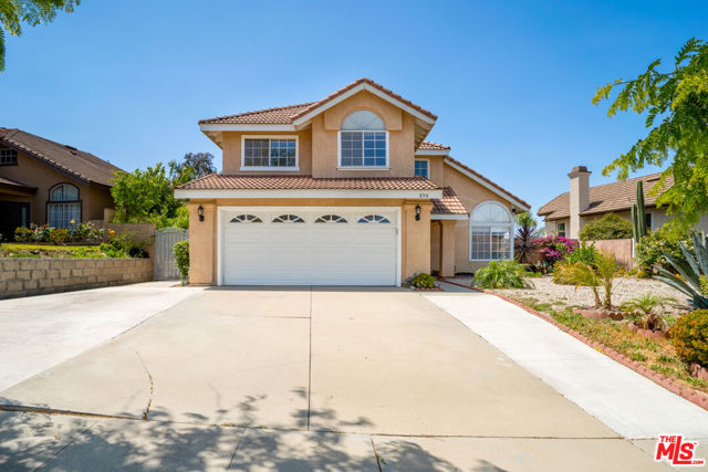 898 Highland View Dr, Corona, CA 92882