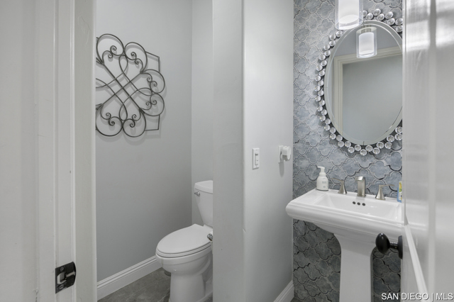 2832 Echo Ridge CT, Chula Vista CA: https://media.crmls.org/mediaz/f62e9efb-4640-4641-86e7-b71214204dd9.jpg