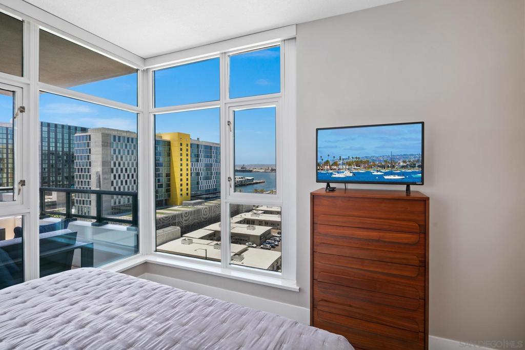1205 Pacific Hwy - photo 19
