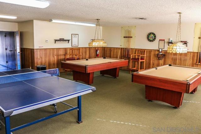 12780 Avenida La Valencia, San Diego CA: https://media.crmls.org/mediaz/f630aa4d-a9d0-415f-bec1-465dea0d5882.jpg