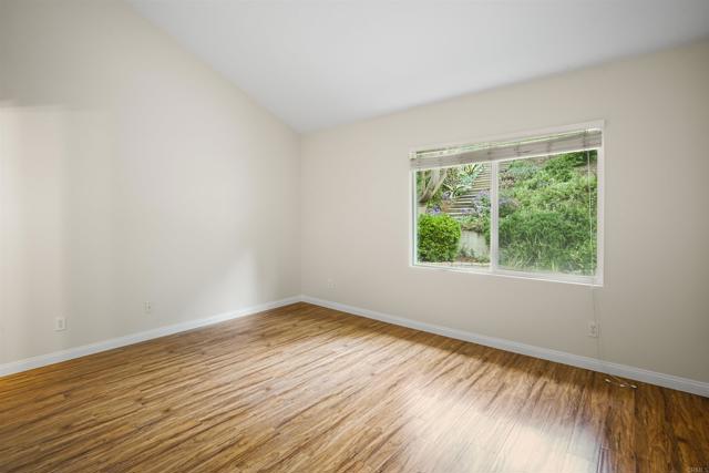 915 Lake Ridge Drive, San Marcos CA: https://media.crmls.org/mediaz/f6326e8d-4c81-4f22-aa41-4b81f2fbaff4.jpg