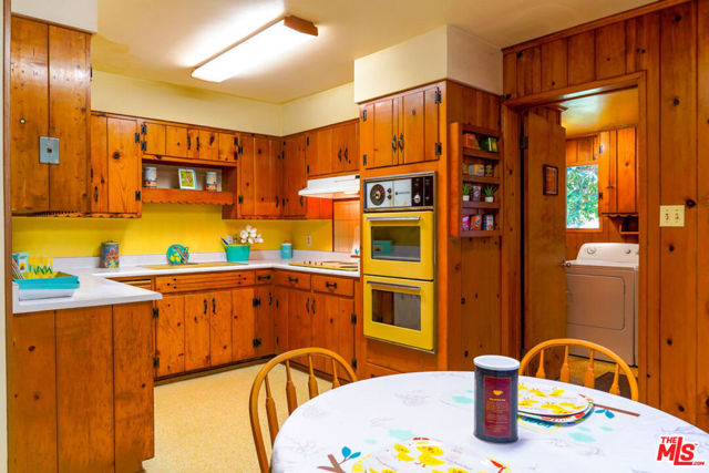 1028 Fairview Road photo 7