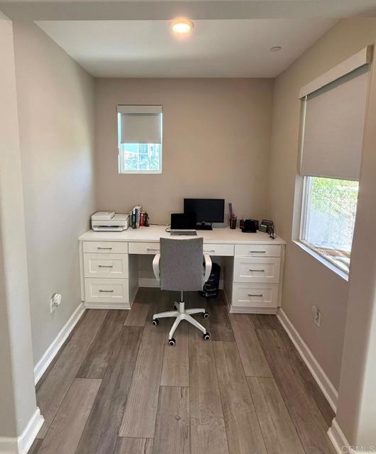 Detail Gallery Image 6 of 31 For 1959 Minimalist Ln, Chula Vista,  CA 91915 - 4 Beds | 3/2 Baths