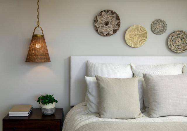 360 Everett Avenue, Palo Alto CA: https://media.crmls.org/mediaz/f6343d5d-a714-4cfc-a5b4-a02e35bd912c.jpg
