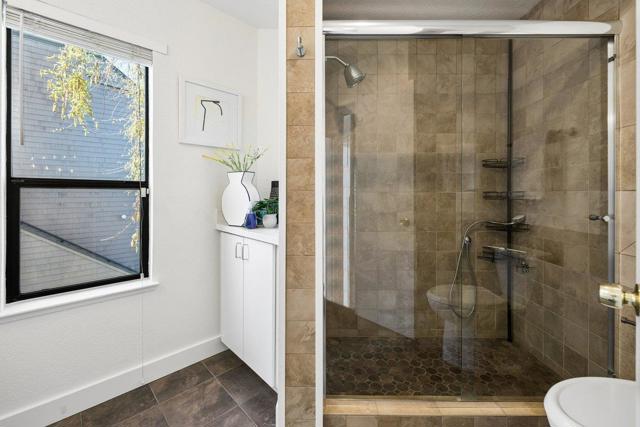 234 Shorebird Circle, Redwood City CA: https://media.crmls.org/mediaz/f6347d99-30c2-41c9-a53d-c74c3f6fe70c.jpg