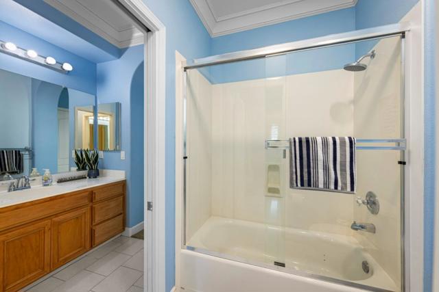 2555 Muirfield Way, Gilroy CA: https://media.crmls.org/mediaz/f634bc56-254d-40a0-8fbb-0d349cff8fdd.jpg